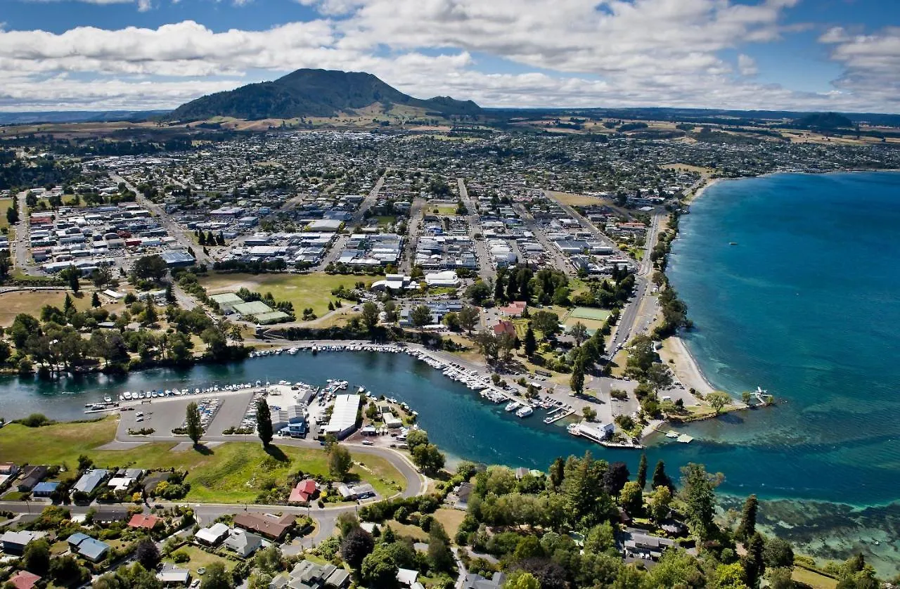 ****  Alpine Lake Motel Taupo New Zealand