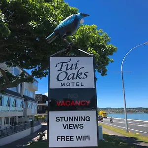 Tui Oaks *** Taupo
